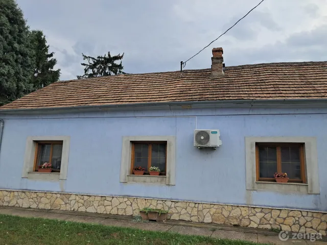 Eladó ház Diósviszló, Petfőfi utca 98 100 nm