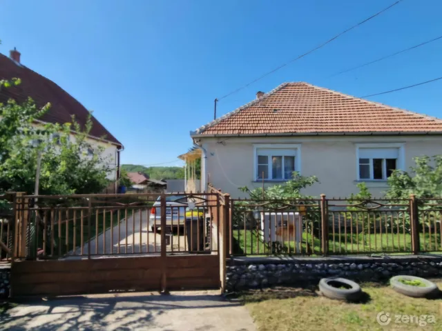 Eladó ház Emőd 112 nm