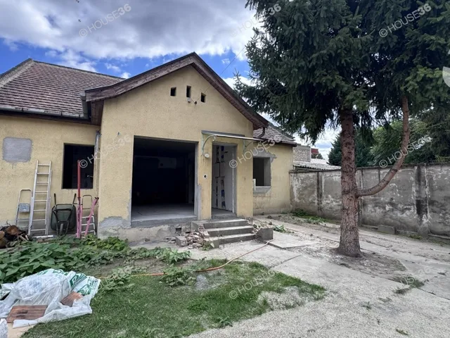 Eladó ház Kecskemét, Belváros 64 nm