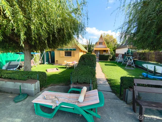 Eladó üdülő és hétvégi ház Balatonszárszó, Jókai ut 65. 669 nm