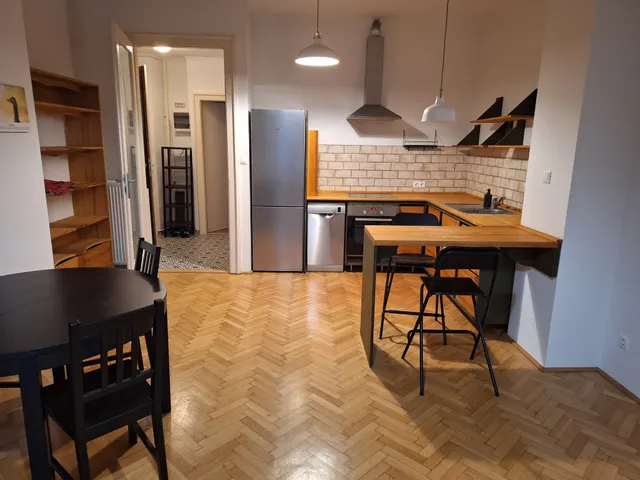 Kiadó lakás Budapest XII. kerület, Németvölgy 57 nm
