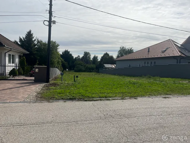 Eladó telek Székesfehérvár, Sóstó-Újtelep 1094 nm