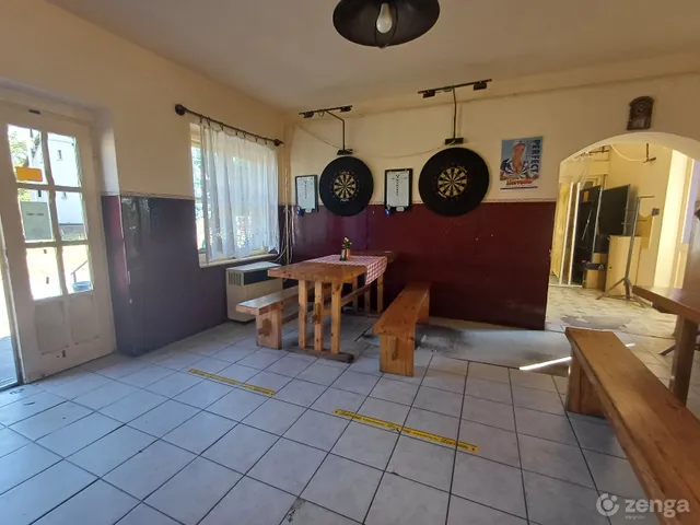 Eladó ház Dömsöd 260 nm