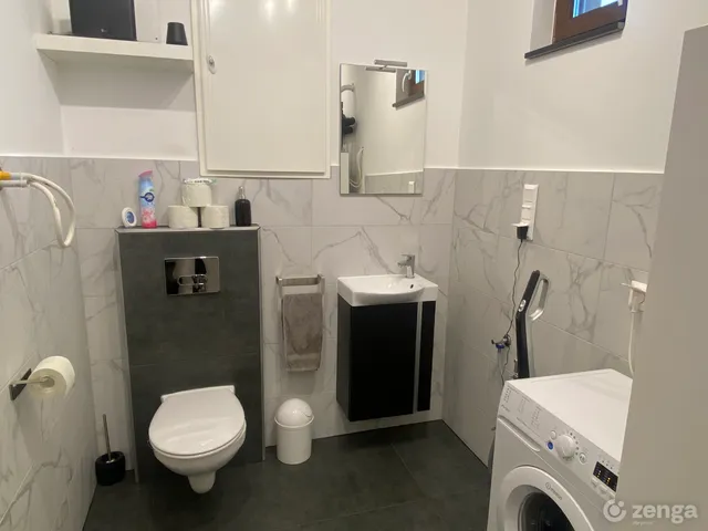 Eladó ház Tordas, Gyúrói út 1 135 nm