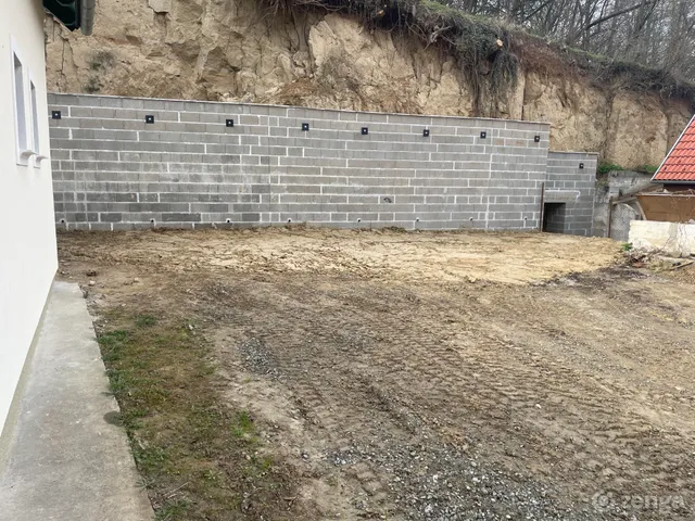 Eladó telek Zebegény 240 nm