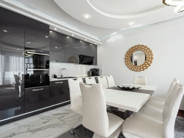 Eladó lakás Budapest VI. kerület, Nagykörúton belüli terület 95 nm