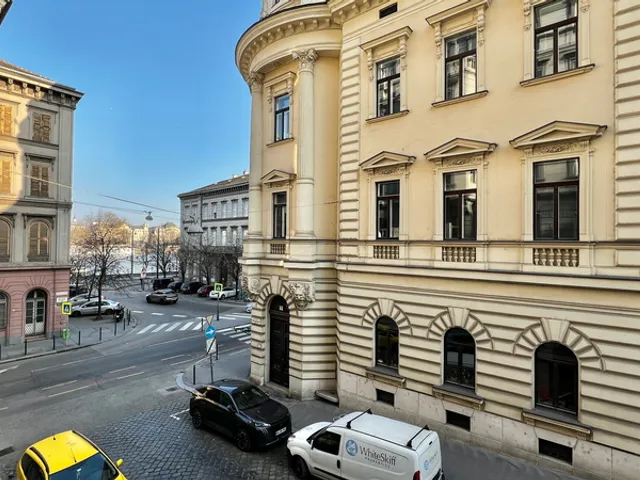 Eladó lakás Budapest I. kerület 39 nm