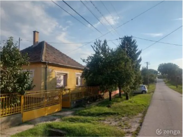 Eladó ház Ács 103 nm