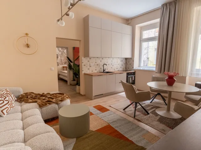 Eladó lakás Budapest VI. kerület, Nagykörúton kívüli terület 46 nm