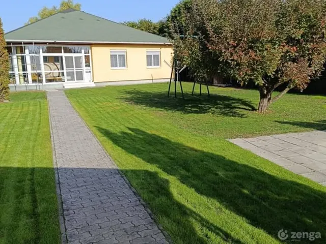 Eladó ház Eger, Felnémet 170 nm