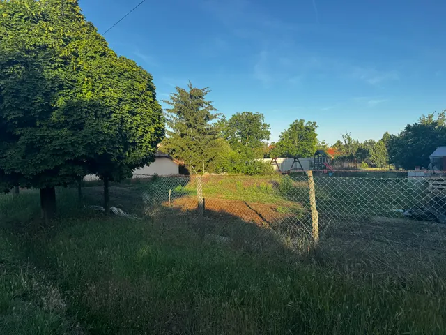 Eladó telek Hatvan, Újhatvan 400 nm