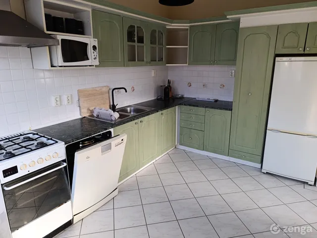 Kiadó ház Komárom, Koppánymonostor 91 nm