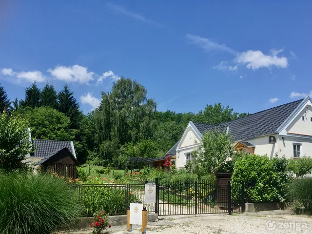 Eladó ház Homokkomárom 200 nm