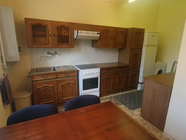 Eladó ház Budapest XIV. kerület 180 nm