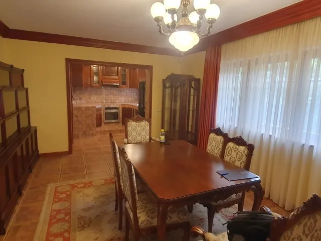 Eladó ház Budapest II. kerület, Budaliget 280 nm