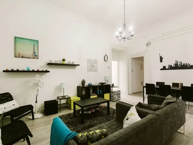 Eladó lakás Budapest VIII. kerület, Józsefváros 140 nm
