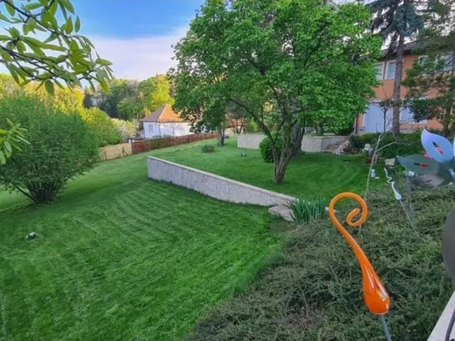 Eladó ház Budapest II. kerület, Budaliget 160 nm