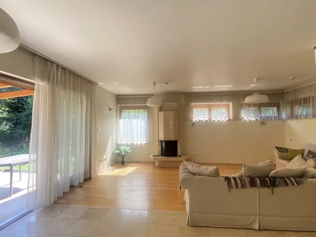 Kiadó ház Budapest II. kerület, Budaliget 400 nm