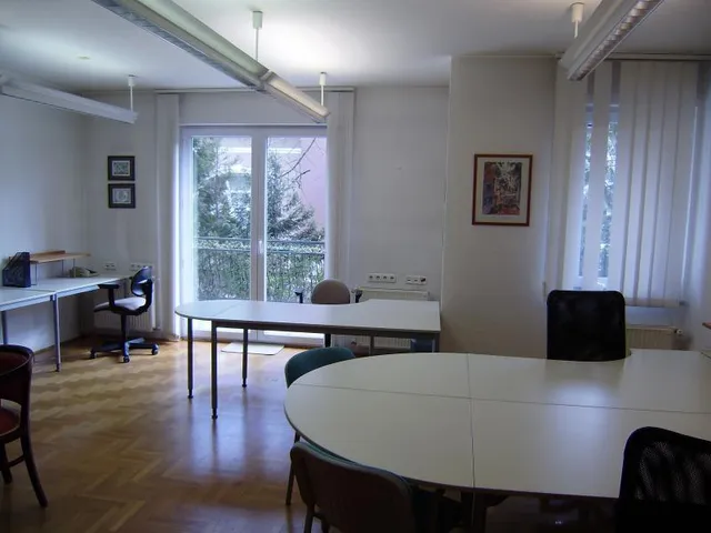 Kiadó kereskedelmi és ipari ingatlan Budapest II. kerület 220 nm