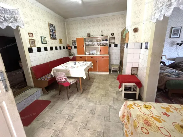 Eladó ház Kisbér, Hánta 72 nm