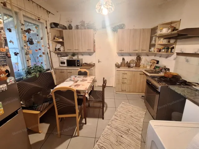 Eladó ház Dunaalmás 108 nm
