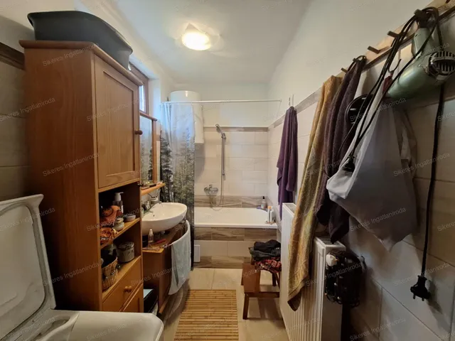 Eladó üdülő és hétvégi ház Oroszlány 80 nm