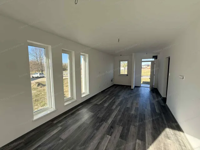 Eladó ház Környe 62 nm