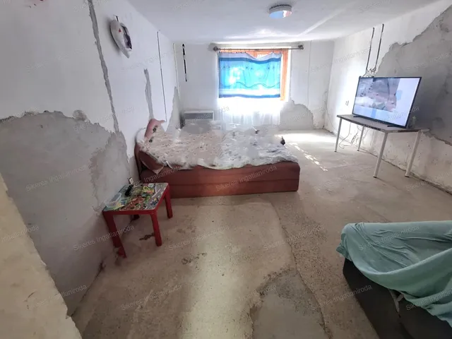 Eladó ház Szár 70 nm