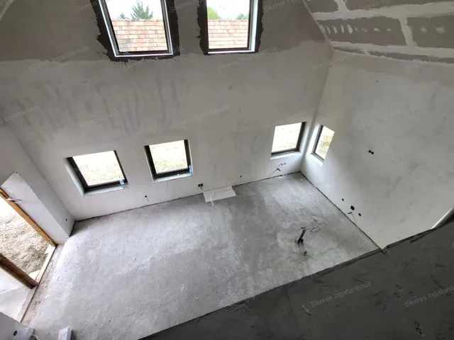 Eladó ház Vértesacsa 178 nm