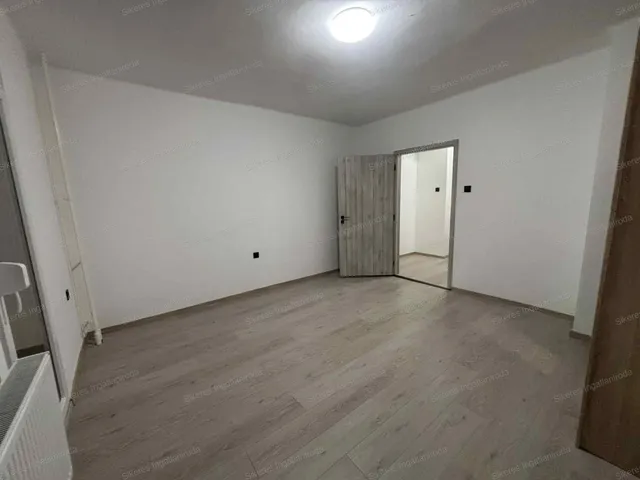 Eladó lakás Tatabánya, Kertváros 50 nm