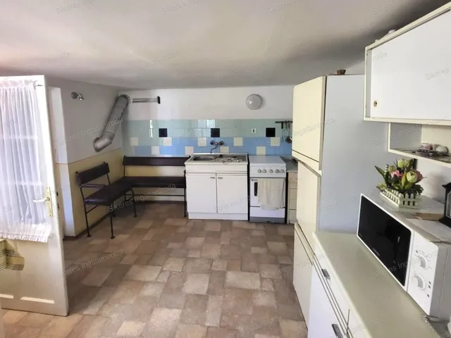 Eladó ház Csatka 100 nm