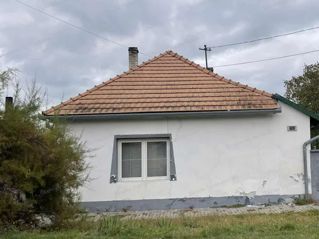 Eladó ház Mór 80 nm