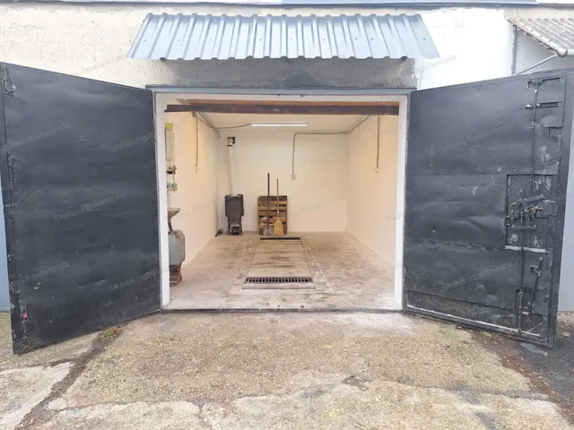 Eladó garázs Tatabánya, Dózsakert 20 nm