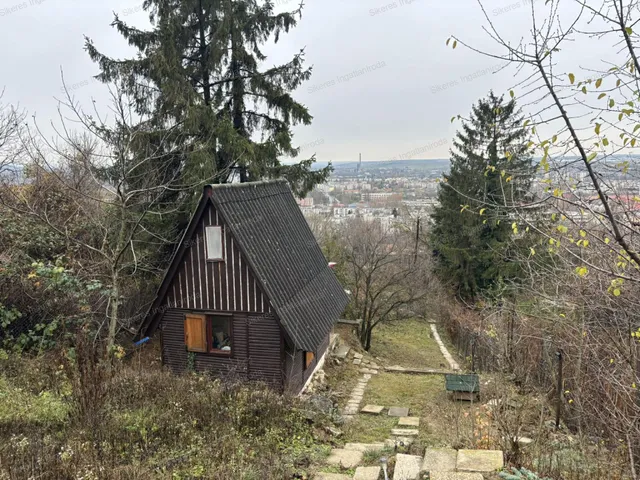 Eladó mezőgazdasági ingatlan Tatabánya, Turuloldal 57 nm