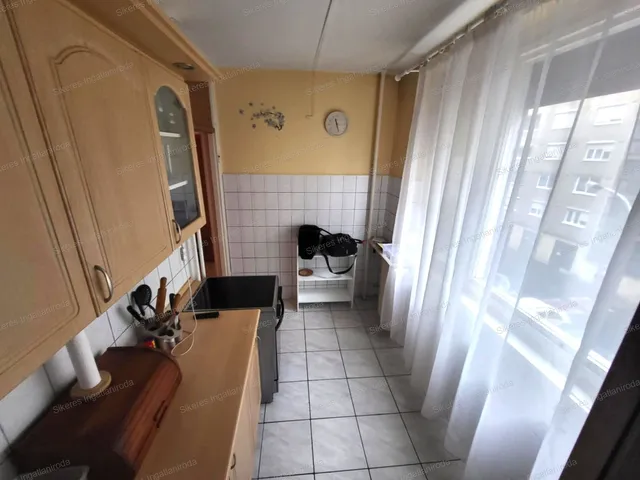 Eladó lakás Tatabánya, Újváros 62 nm