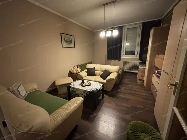 Eladó lakás Oroszlány 57 nm