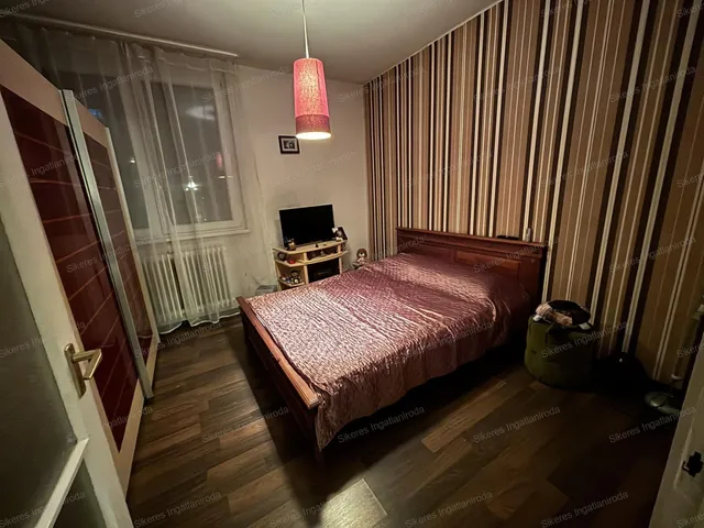 Eladó lakás Oroszlány 57 nm