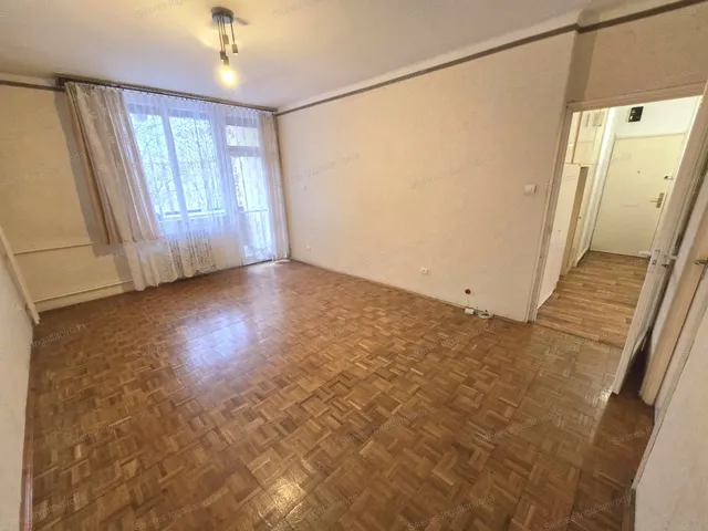 Eladó lakás Tatabánya, Dózsakert 55 nm