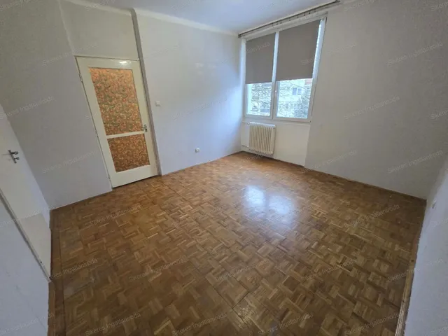 Eladó lakás Tatabánya, Dózsakert 55 nm