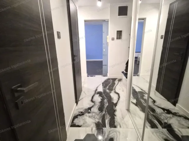 Eladó lakás Tatabánya, Újváros 54 nm