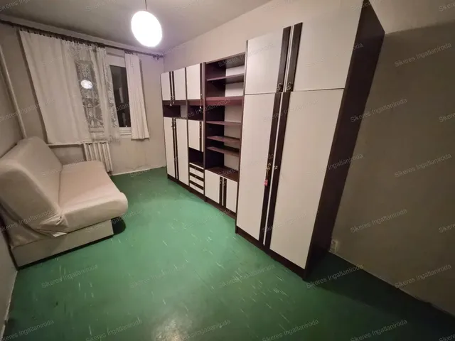 Eladó lakás Tatabánya, Újváros 50 nm