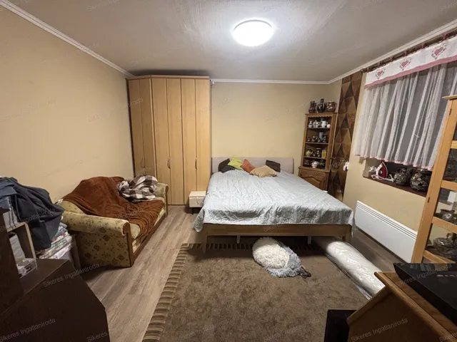 Eladó ház Komárom 45 nm