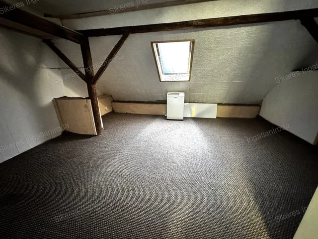 Eladó ház Székesfehérvár, Felsőváros 136 nm