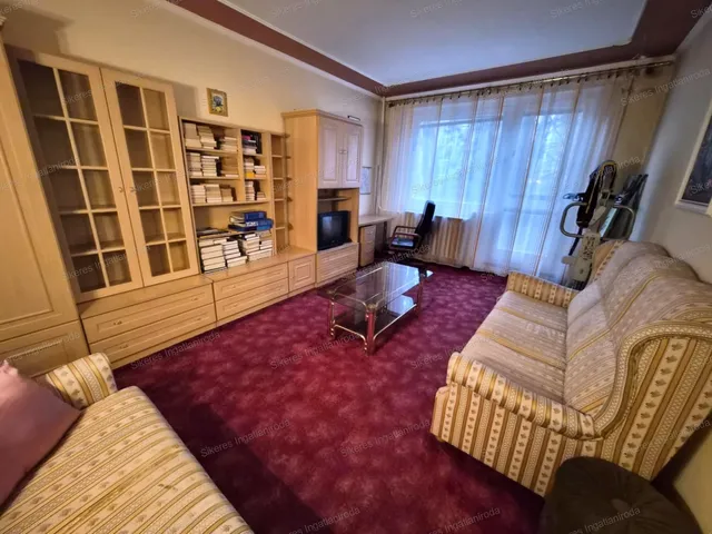 Eladó lakás Tatabánya, Bánhidai lakótelep 49 nm