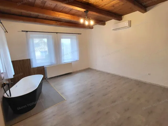 Eladó ház Vértesacsa 122 nm