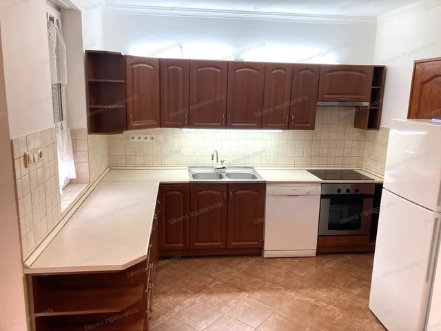 Eladó ház Tatabánya, Panoráma lakópark 160 nm