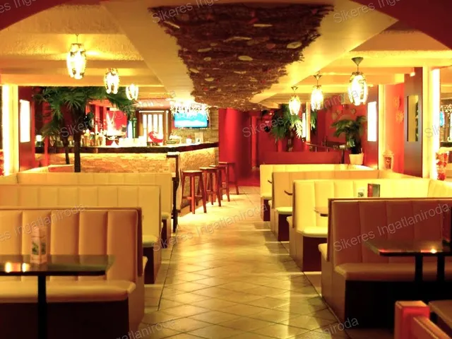 Eladó kereskedelmi és ipari ingatlan Sárvár 437 nm