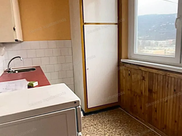 Eladó lakás Tatabánya, Újváros 53 nm