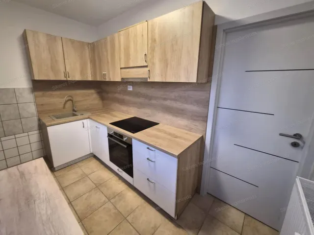 Eladó lakás Tatabánya, Gál István-lakótelep 53 nm