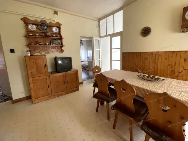 Eladó ház Ács 138 nm